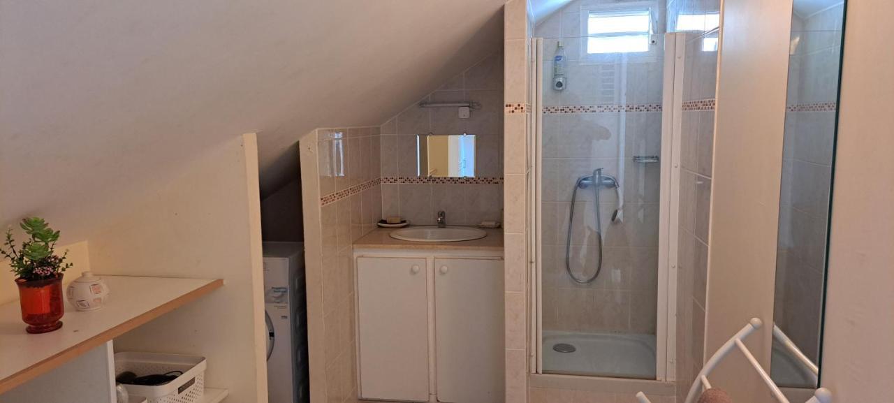 Logement Spacieux Deux Pieces A Baie Mahault Екстериор снимка